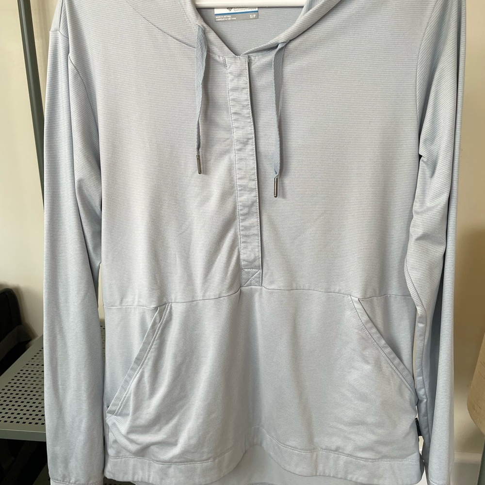 columbia omni wick women’s pullover — baby blue stripes